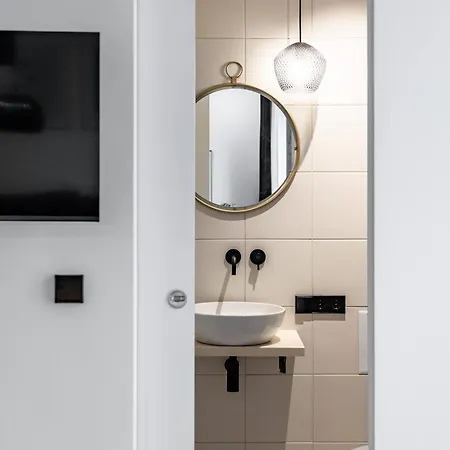 Brick & Beam Loft Duplex -30sqm- Near Antonplatz Apartament