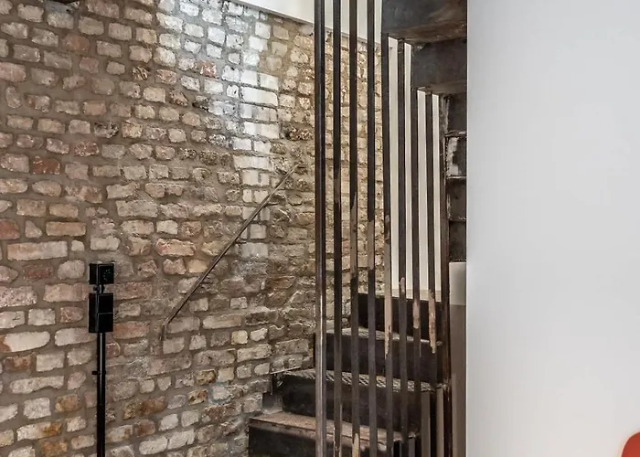 Brick & Beam Loft Duplex -30sqm- Near Antonplatz *